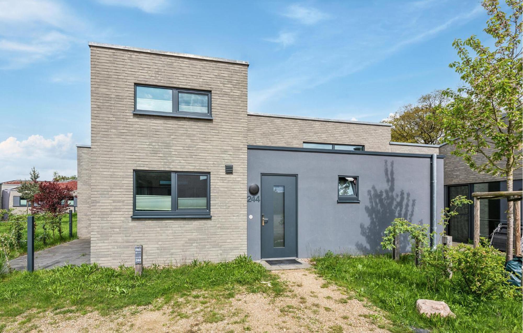 Beach Front Home In Lembruch-Duemmer See With Wifi Kültér fotó